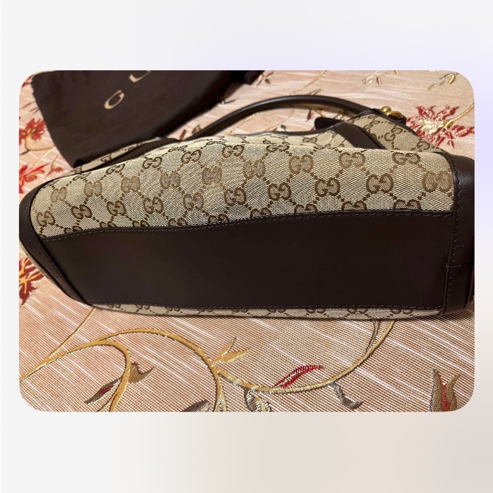 Authentic Gucci Monogram Purse - Picture 5 of 11